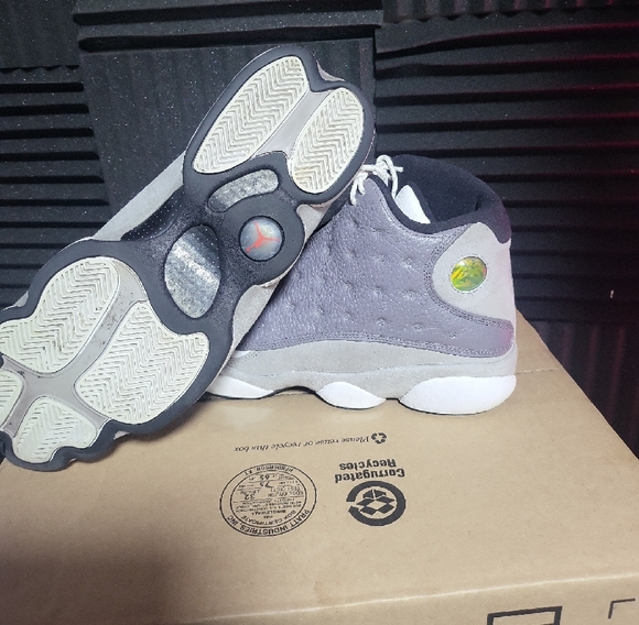 Jordan Gray and White Sneakers - Picture 2 of 6